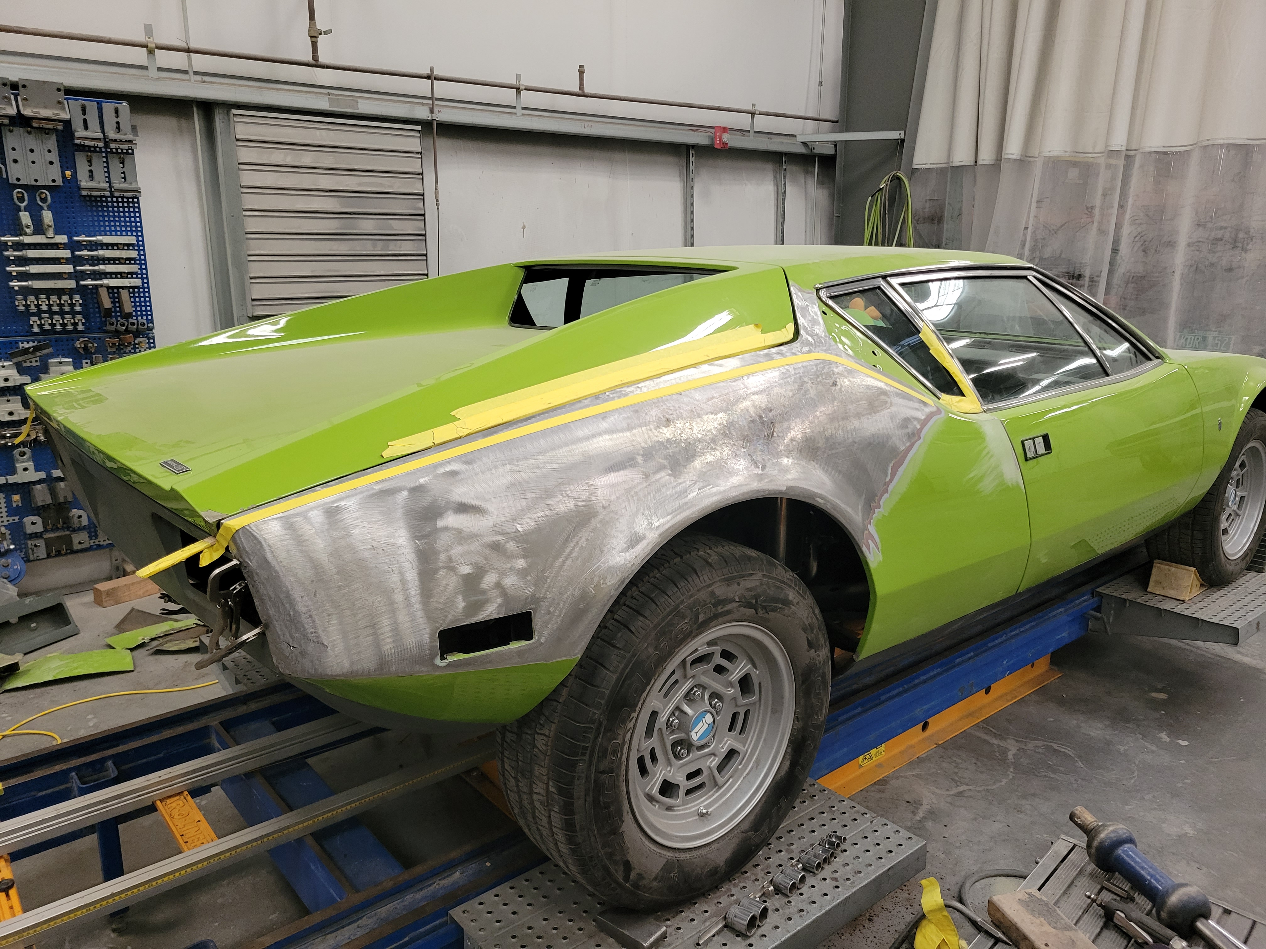 1971 DeTomaso Pantera